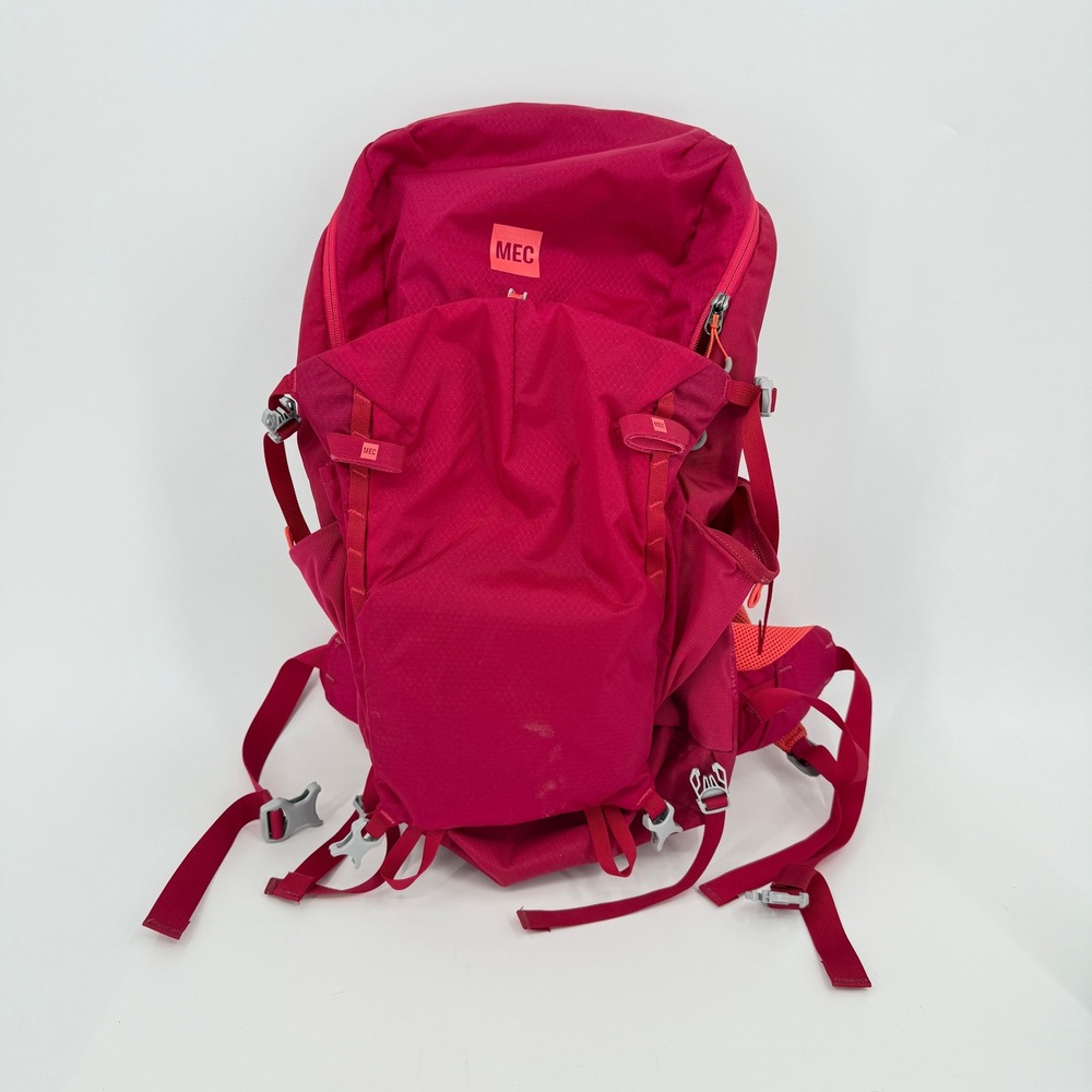 MEC Mistral 30 Hiking Backpack Pink Internal Frame Hip Belt Mesh Pockets